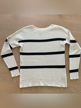 L.L.Bean Sunwashed Waffle Stripe Sweater Sailcloth Black M